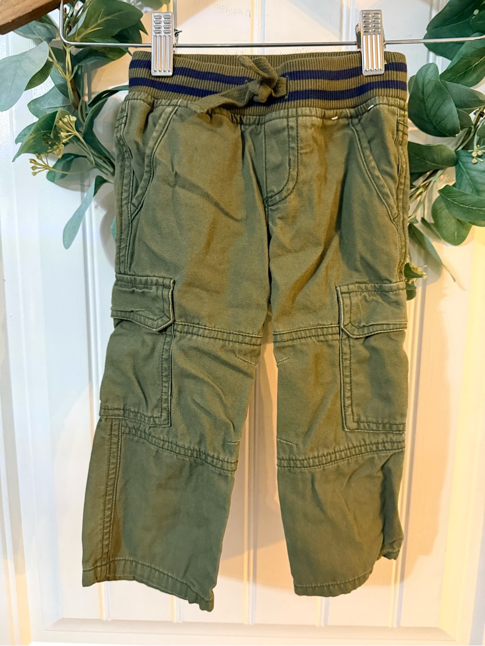 💫10/$25 • Gymboree Olive Green Cargo Pants with Striped Drawstring Waist